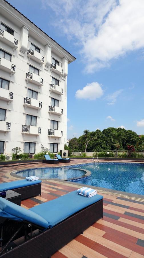 Vue Palace, Artotel Curated Bandung Exterior foto