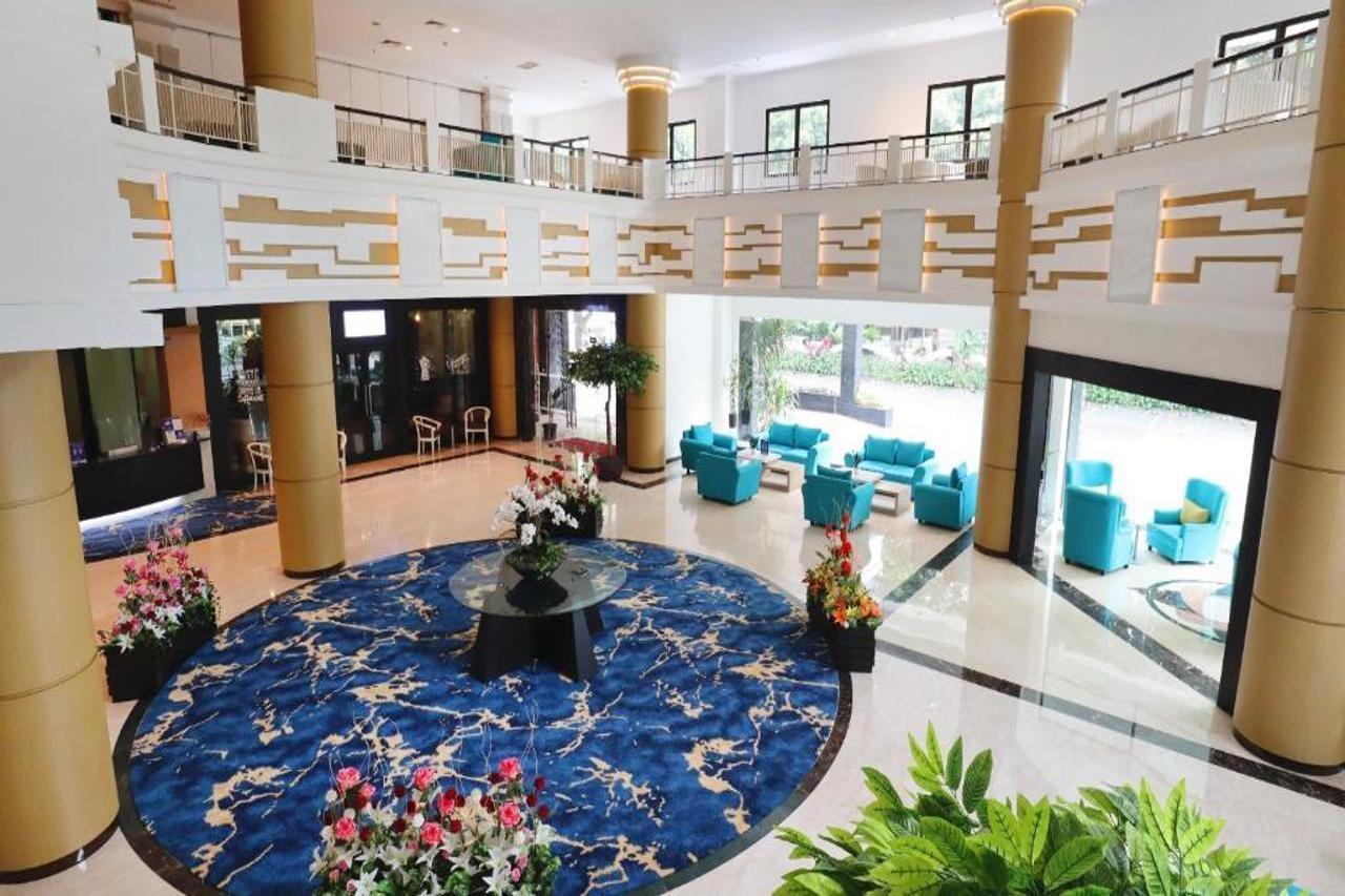 Vue Palace, Artotel Curated Bandung Exterior foto