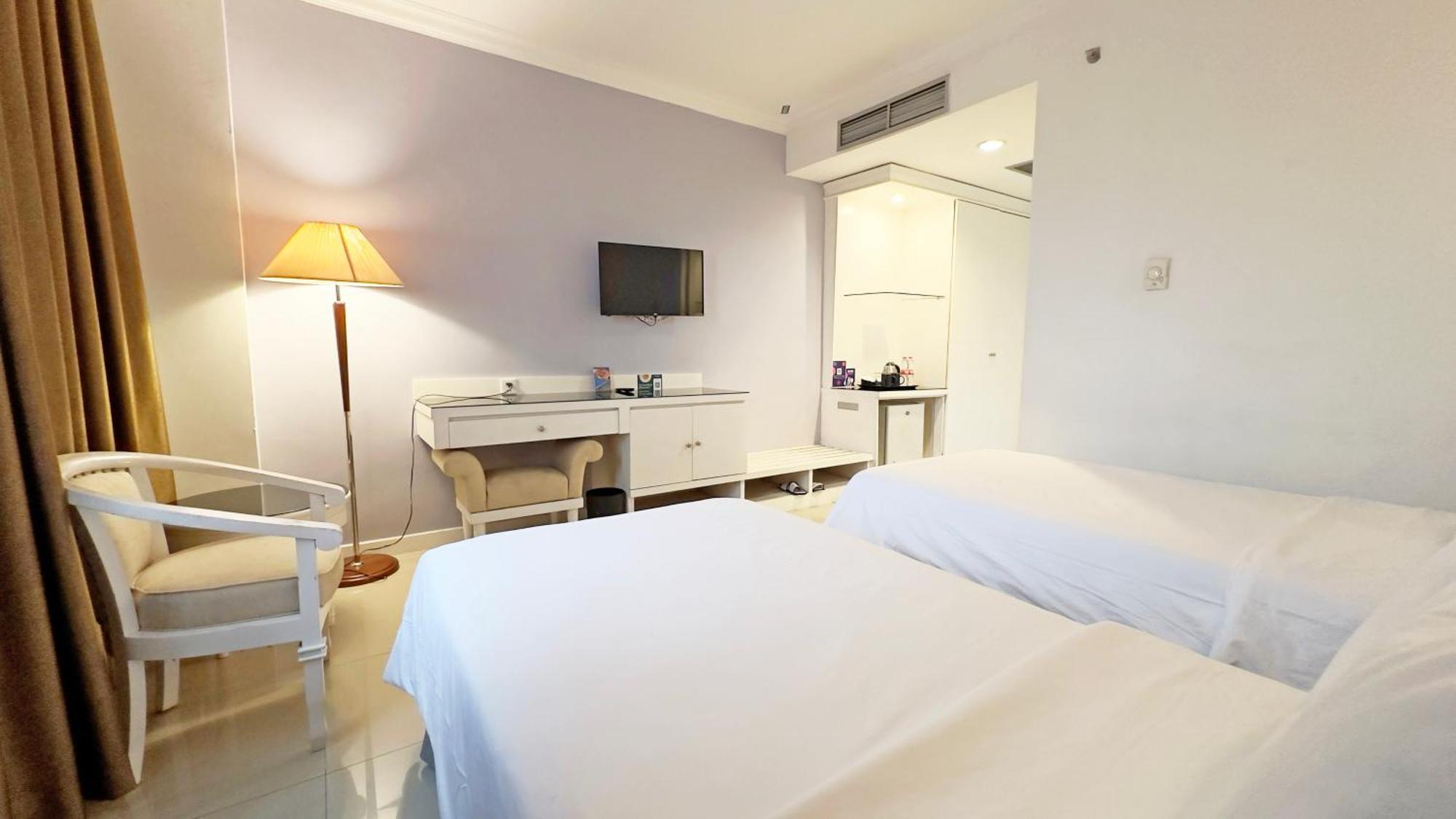 Vue Palace, Artotel Curated Bandung Exterior foto